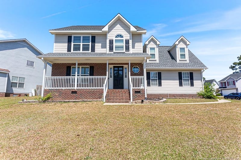 5108 Miranda Dr, Hope Mills, NC 28348