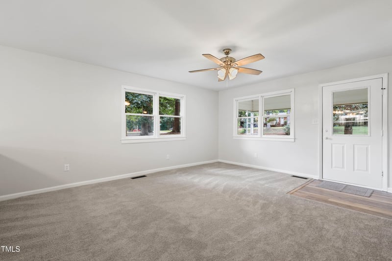 5108 Old Valley St, Raleigh, NC 27603