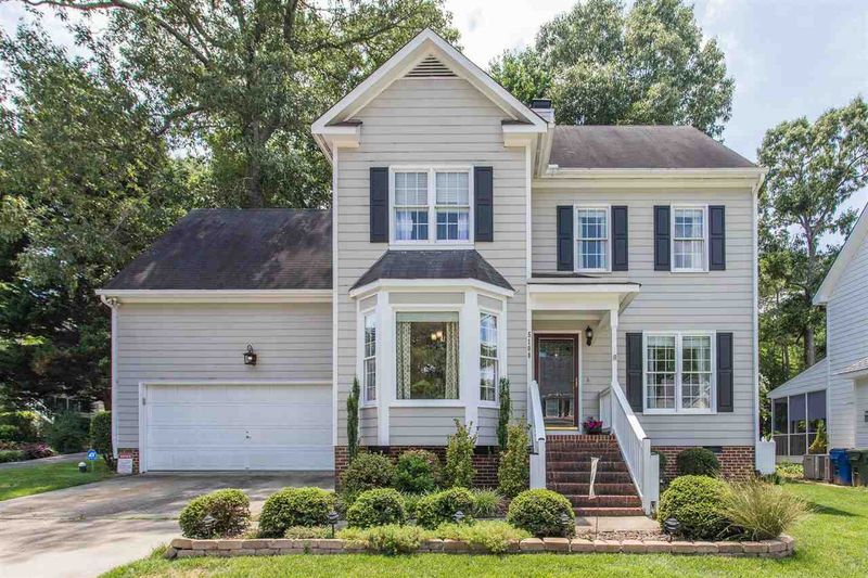 5108 Royal Troon Dr, Raleigh, NC 27604