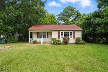 5108 Walnut Dr, Fayetteville, NC 28304
