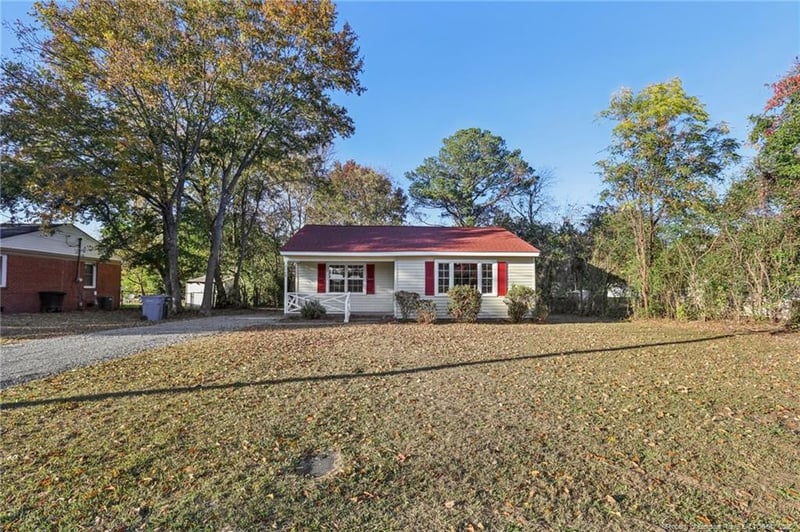 5108 Walnut Dr, Fayetteville, NC 28304