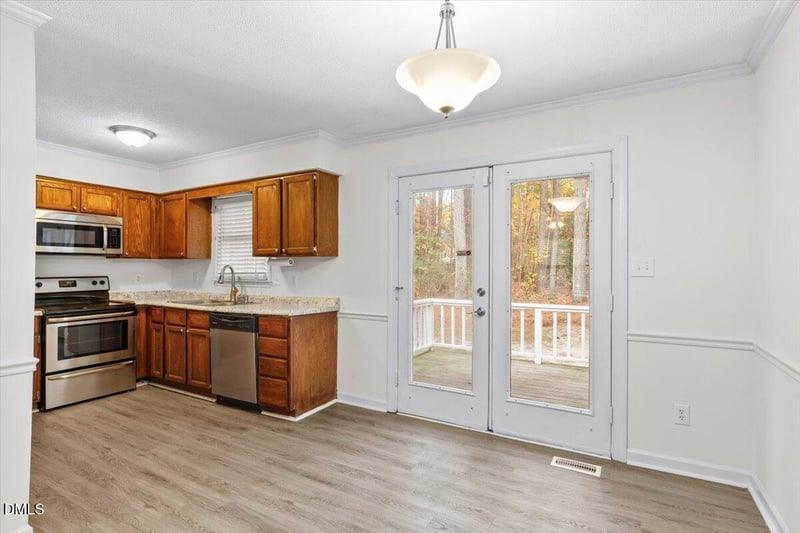 5108 Walton Hill Rd, Knightdale, NC 27545