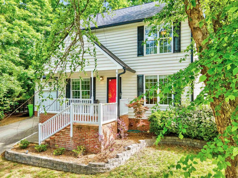 5109 Antler Ridge Ct, Raleigh, NC 27616
