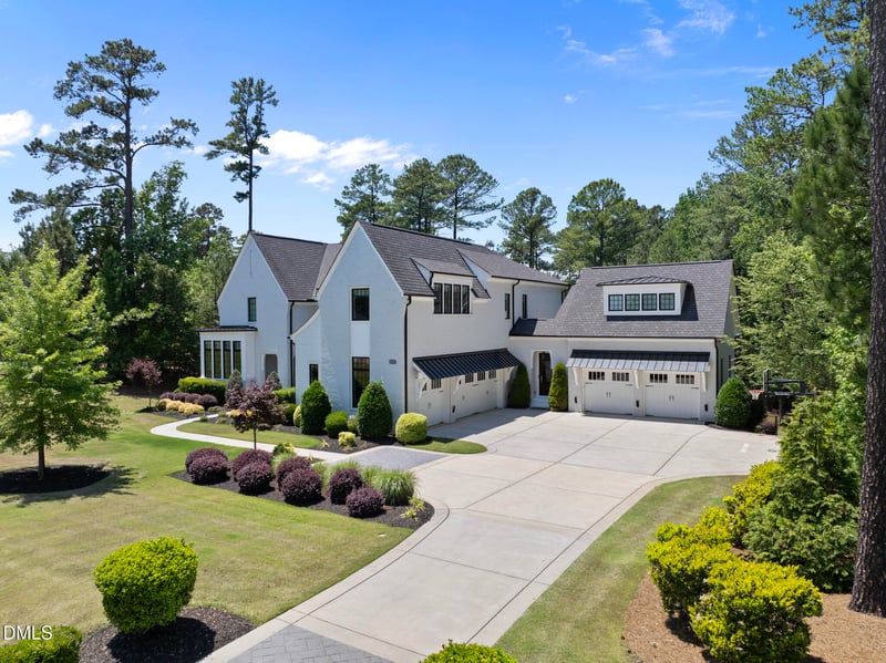 5109 Avalaire Oaks Dr, Raleigh, NC 27614