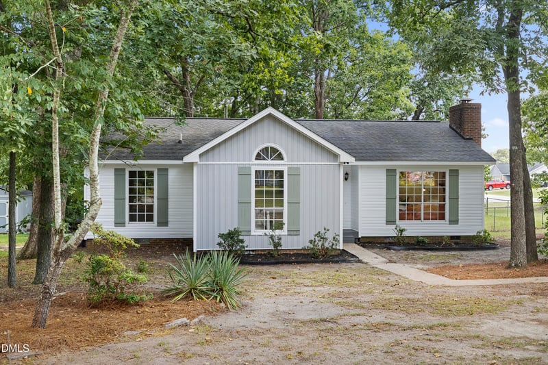 5109 Briarwood Dr, Sanford, NC 27332