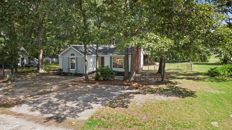 5109 Briarwood Dr, Sanford, NC 27332