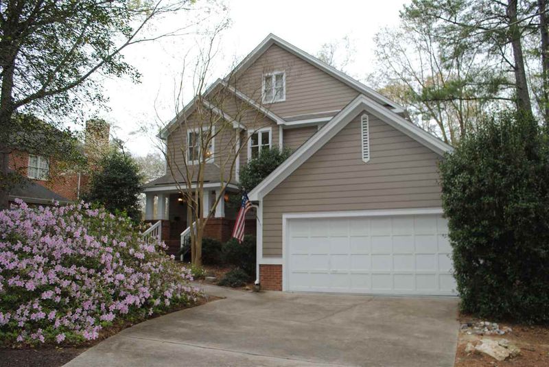 5109 Harbour Towne Dr, Raleigh, NC 27604