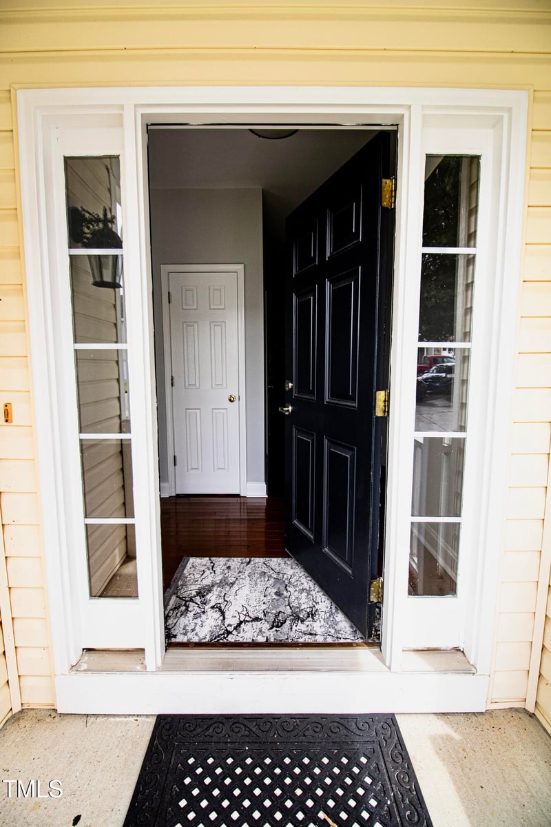 5109 Heather Ridge Ln, Raleigh, NC 27610