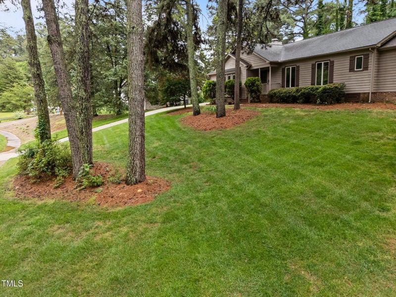 5109 Knaresborough Rd, Raleigh, NC 27612