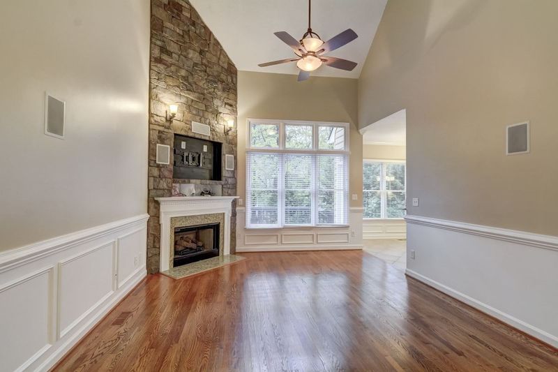 5109 Royal Troon Dr, Raleigh, NC 27604