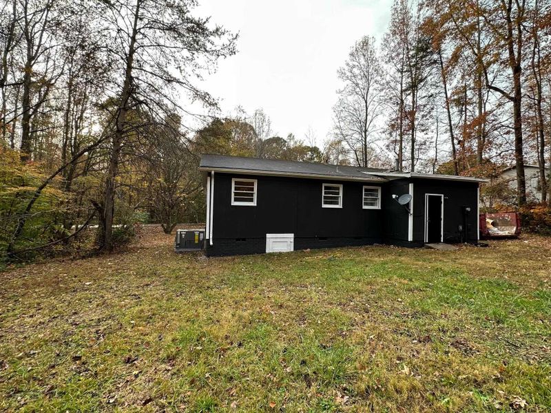 511 Alpha Dr, Mebane, NC 27302
