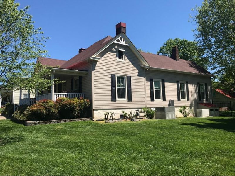 511 Central Ave, Burlington, NC 27215