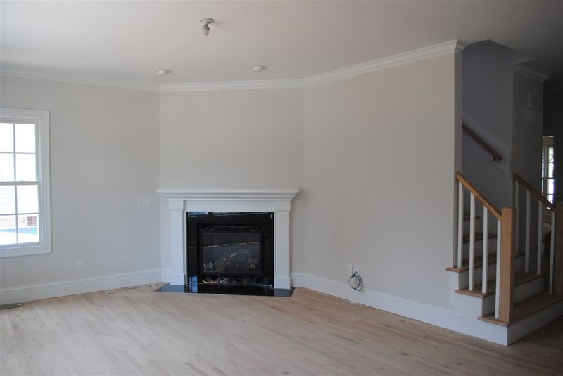 511 Devereux St, Raleigh, NC 27605