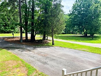 511 Franklin Dr, Sanford, NC 27330