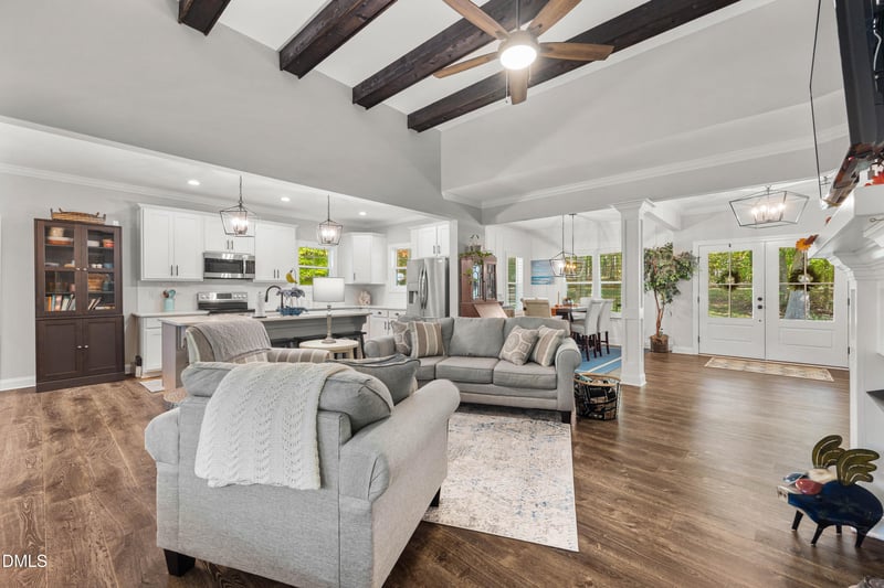 511 Gentry Ln, Hillsborough, NC 27278