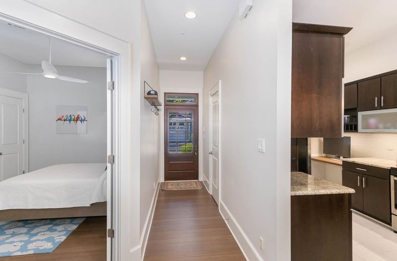 511 Hillsborough St #106, Chapel Hill, NC 27514