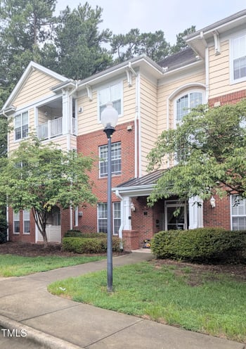 511 Ives Ct, Chapel Hill, NC 27514