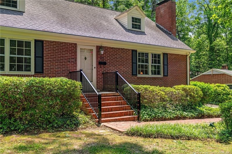 511 Maplewood Dr, Sanford, NC 27330