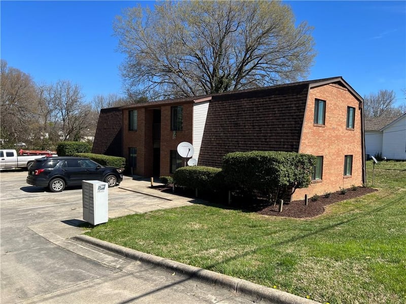 511 Poplar St, Graham, NC 27253