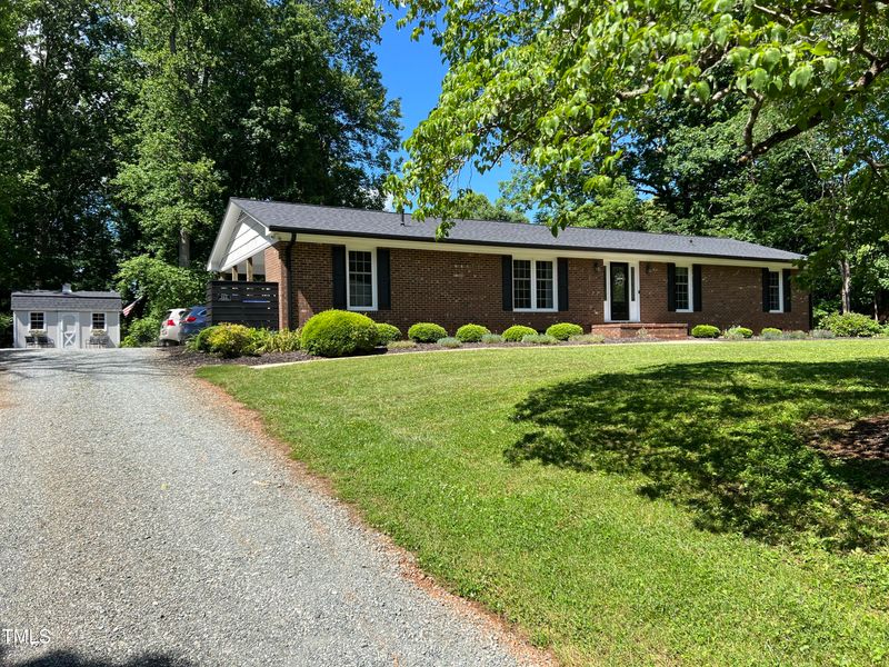 511 E Stagecoach Rd, Mebane, NC 27302