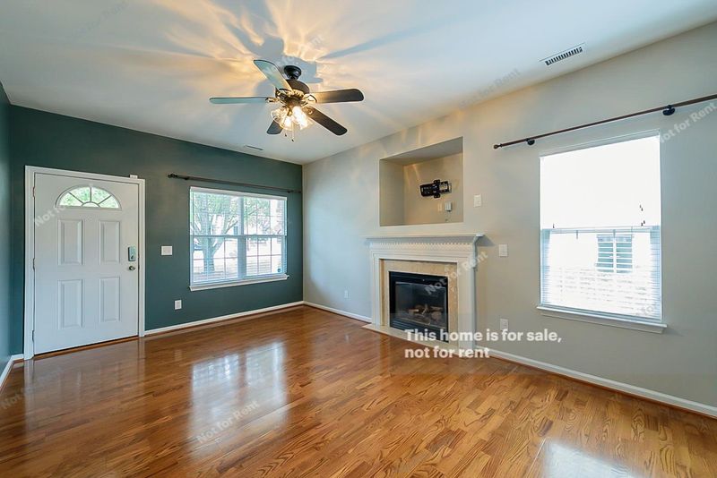 511 Summer Storm Dr, Durham, NC 27704