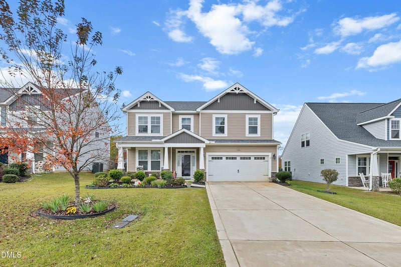 511 Summerwind Plantation Dr, Garner, NC 27529
