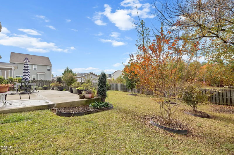 511 Summerwind Plantation Dr, Garner, NC 27529