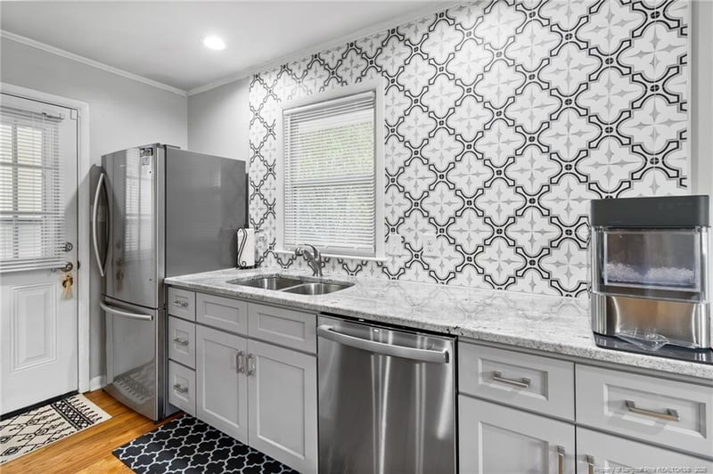 511 Terry Cir, Fayetteville, NC 28304