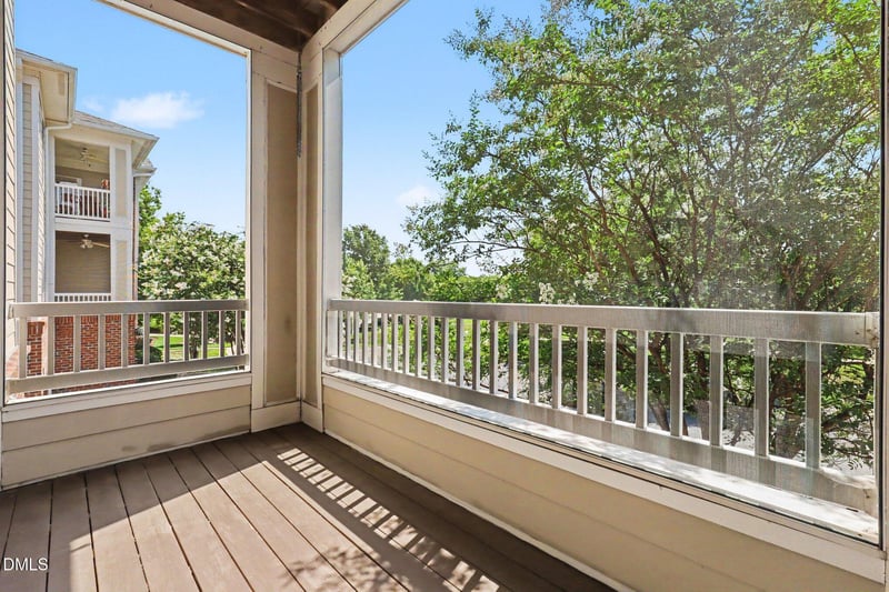 511 Waterford Lake Dr, Cary, NC 27519