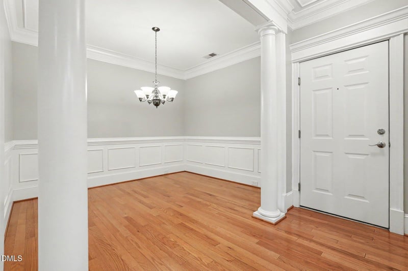 511 Waterford Lake Dr, Cary, NC 27519