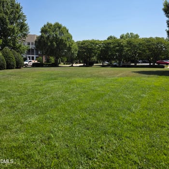 511 Waterford Lake Dr, Cary, NC 27519