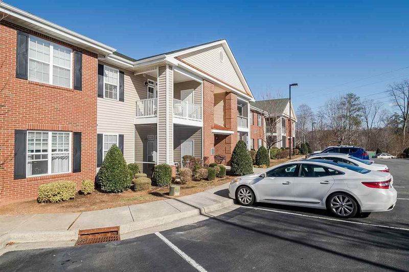 511 Weather Ridge Ln #1, Cary, NC 27513