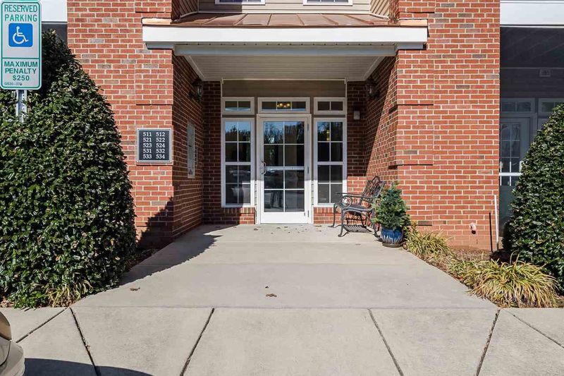 511 Weather Ridge Ln #1, Cary, NC 27513