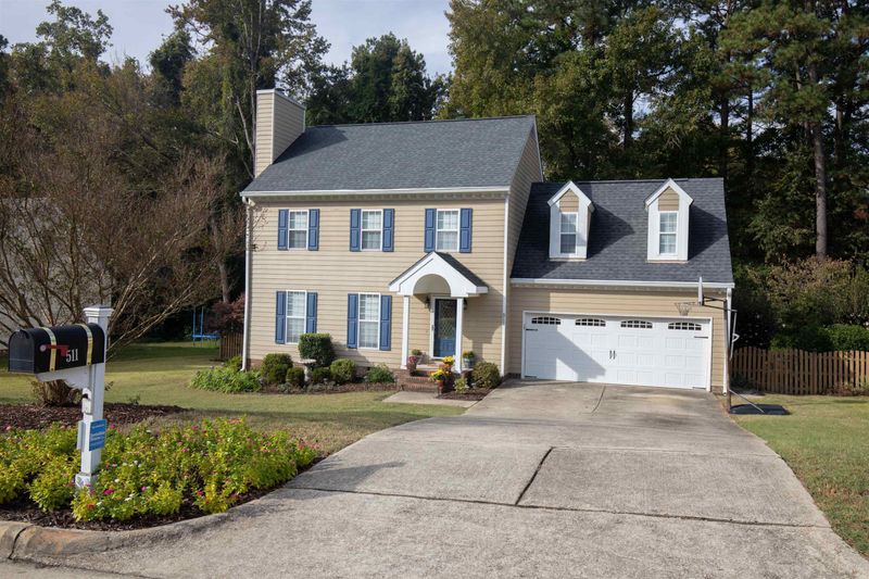 511 Windcrest Dr, Apex, NC 27502