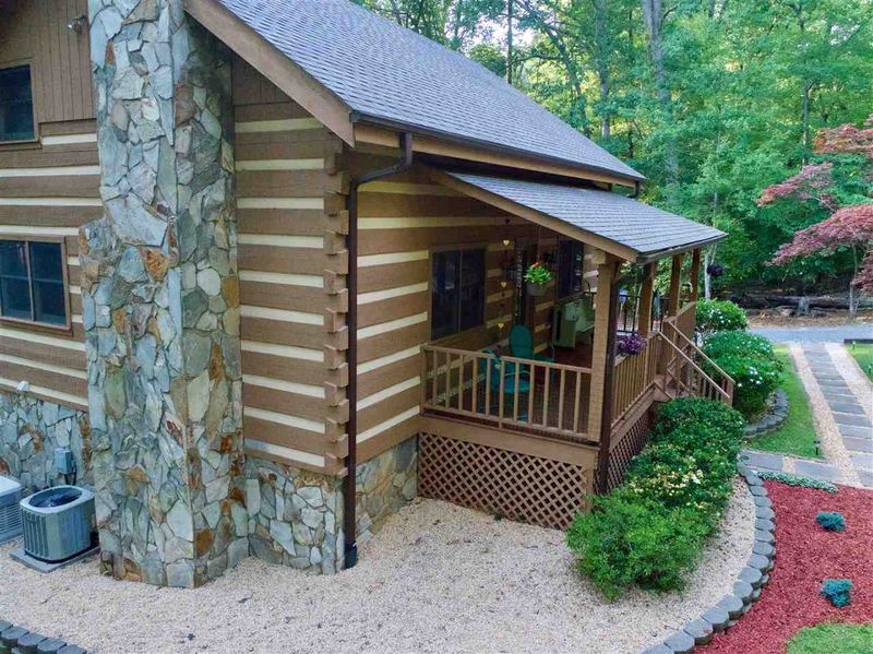 511 Windy Ridge Rd, Chapel Hill, NC 27517