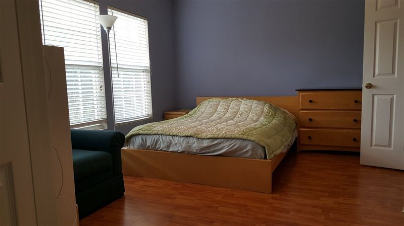 5110 Echo Ridge Rd, Raleigh, NC 27612