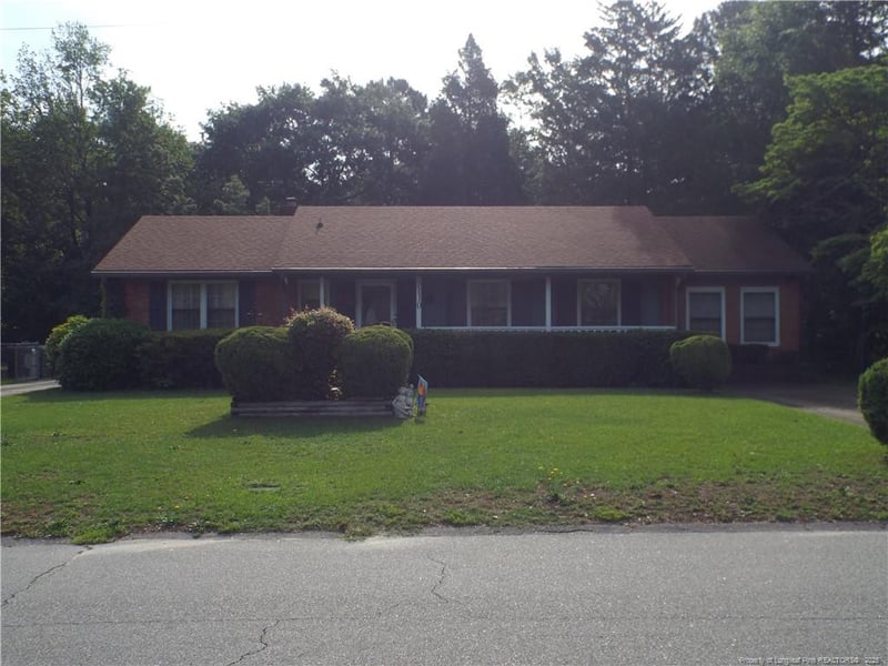 5110 Rodwell Rd, Fayetteville, NC 28311