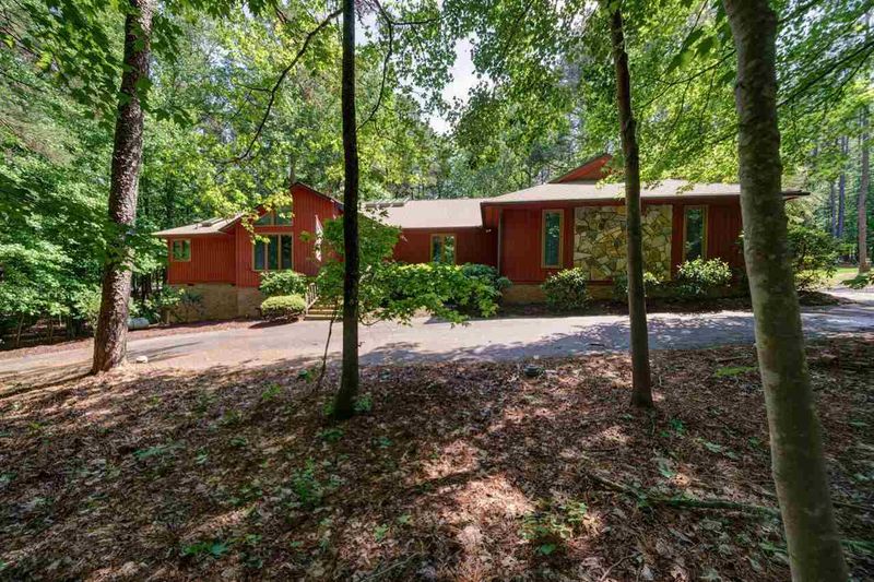5111 Tallwood Dr, Raleigh, NC 27613