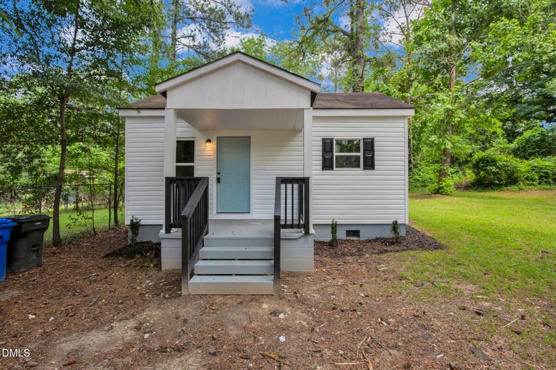 5112 Cannon St, Fayetteville, NC 28303