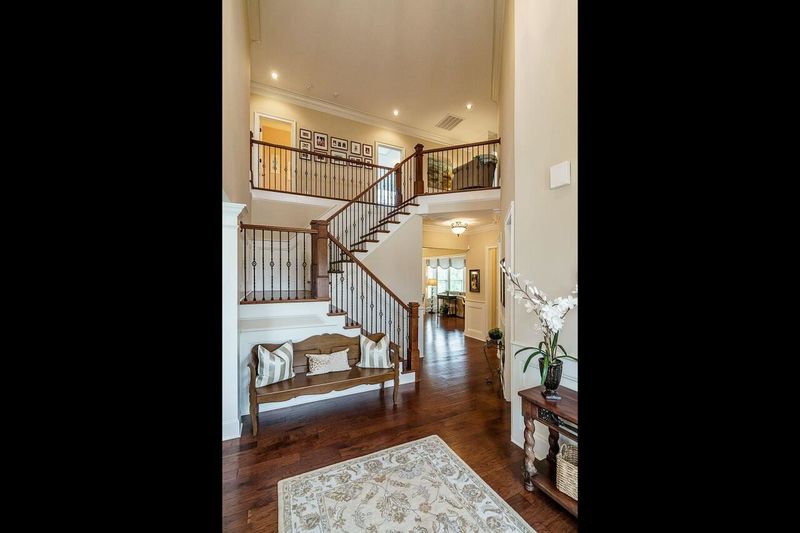 5112 Gansett Ln, Raleigh, NC 27612