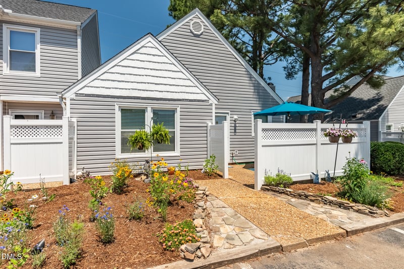 5112 La Sombre Dr, Raleigh, NC 27616