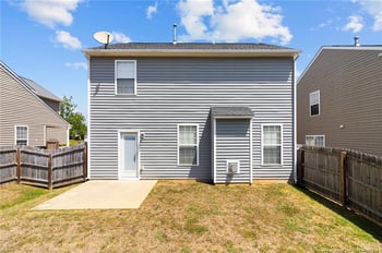 5112 Mabe Dr, Holly Springs, NC 27540