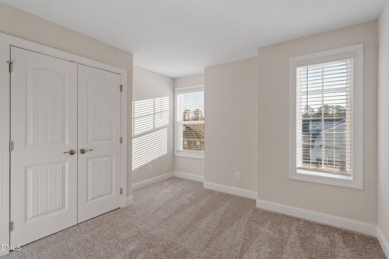 5112 River Towns Dr, Raleigh, NC 27616