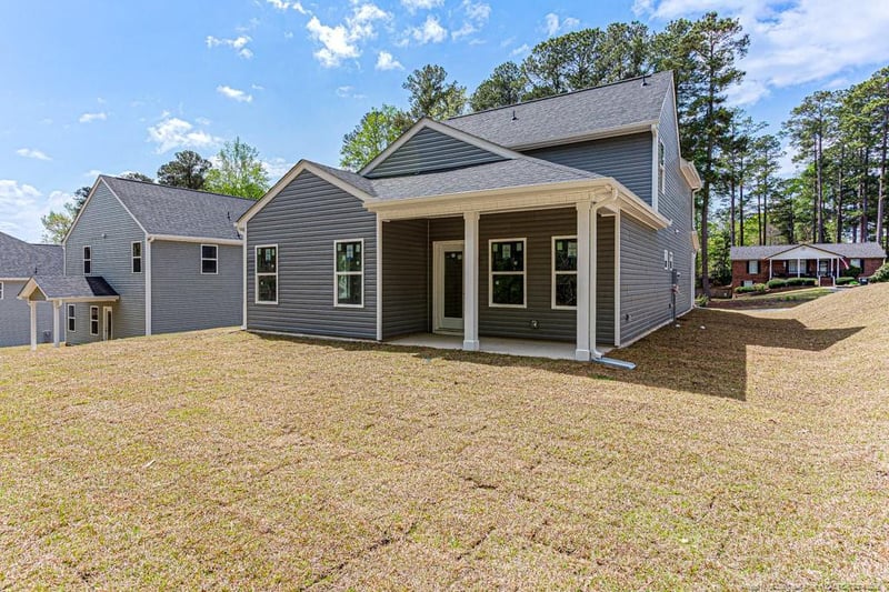 5112 Tyndall Dr, Sanford, NC 27330