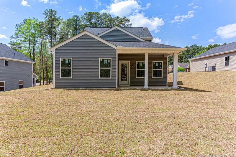5112 Tyndall Dr, Sanford, NC 27330