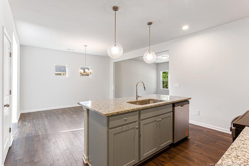 5112 Tyndall Dr, Sanford, NC 27330