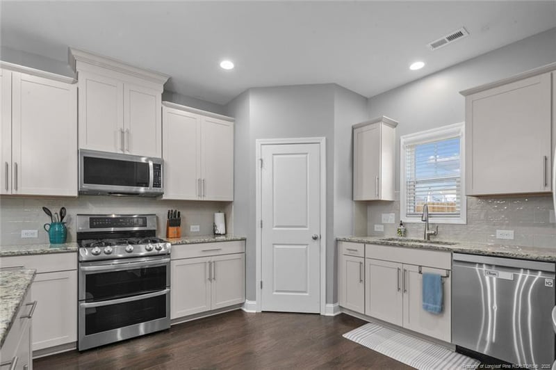 5113 Boxcut Ln, Hope Mills, NC 28348