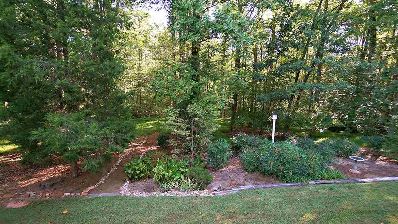 5113 Forest Creek Rd, Raleigh, NC 27606