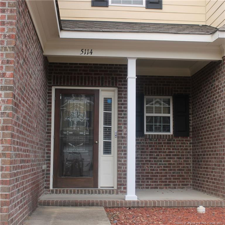 5114 Druid Cross Rd, Fayetteville, NC 28314