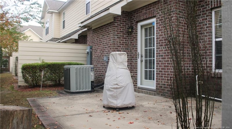 5114 Druid Cross Rd, Fayetteville, NC 28314